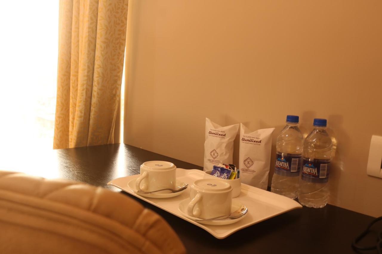 Hotel The Kalyaniz Гувахати Экстерьер фото